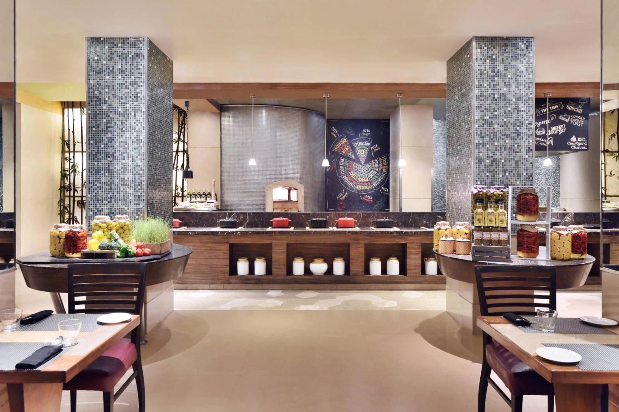 Courtyard By Marriott Chennai Hotel Ngoại thất bức ảnh