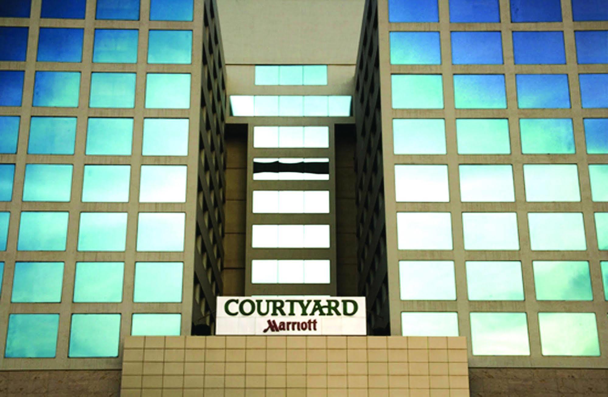 Courtyard By Marriott Chennai Hotel Ngoại thất bức ảnh